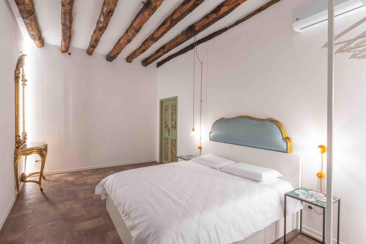 Calderai 82 Suites 1 E 2 Palermo Buitenkant foto