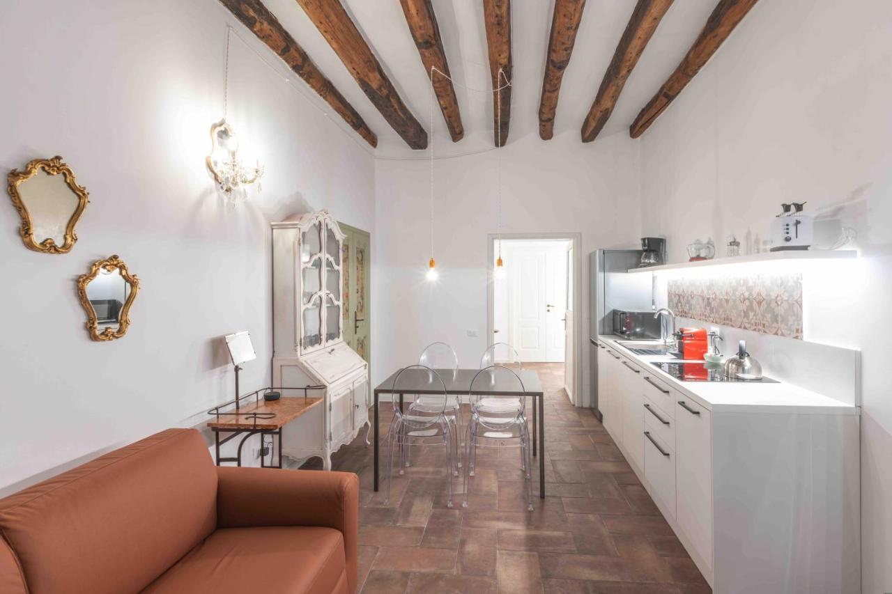 Calderai 82 Suites 1 E 2 Palermo Buitenkant foto